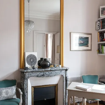 Apartmán Rue De L'universite Iii By Onefinestay *